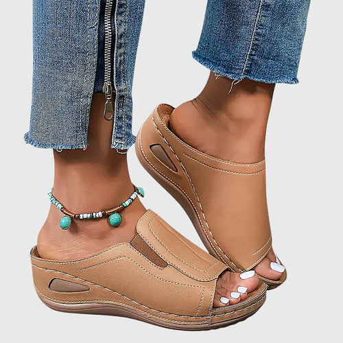 Aretha | Bequeme Flache Sandalen