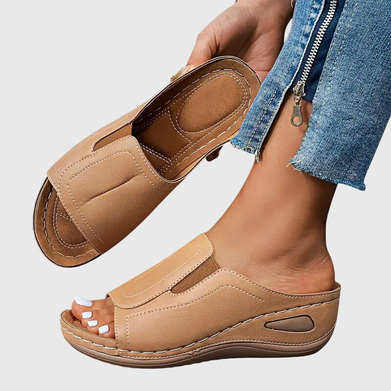 Aretha | Bequeme Flache Sandalen