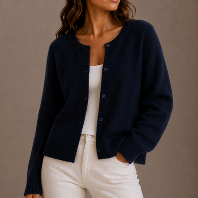 Damen Strickjacke mit Knopfleiste und Rundhalsausschnitt