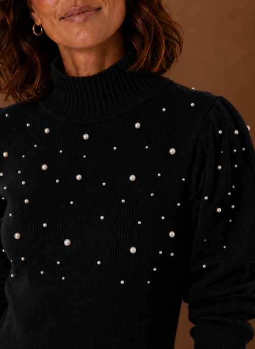 Damen Strickkleid mit Perlen und hohem Ausschnitt