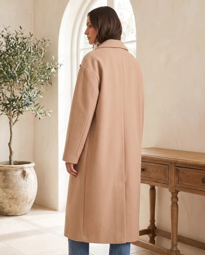 Astrid Mantel in Wolloptik oversized – Khaki