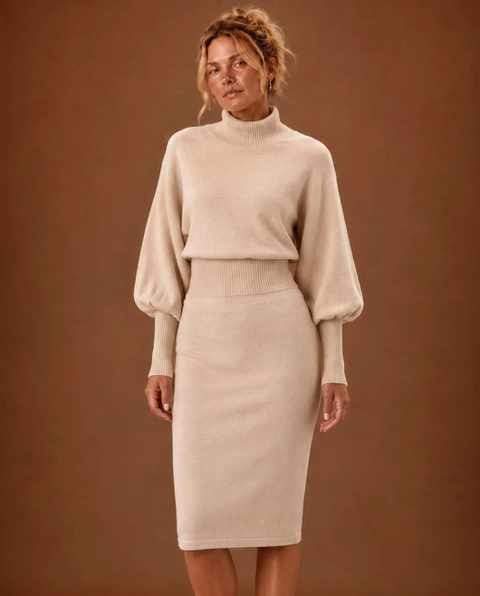 Elodie Strickkleid midi mit Rollkragen – Beige