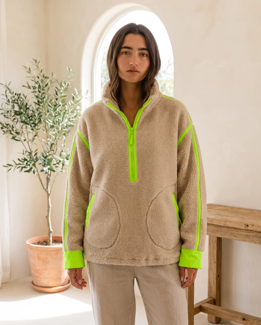 Della Pullover mit Half-Zip aus Sherpa – Haferbeige