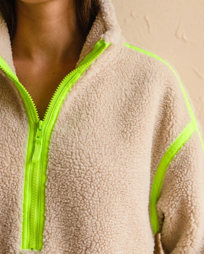 Della Pullover mit Half-Zip aus Sherpa – Haferbeige