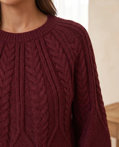 Isla Zopfstrickpullover mit Rundhals – Bordeaux
