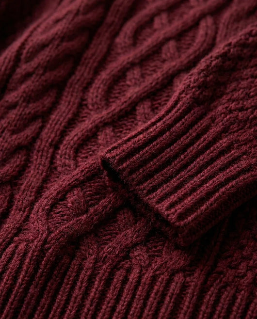Maren Strickkleid oversized mit Zopfmuster – Bordeaux