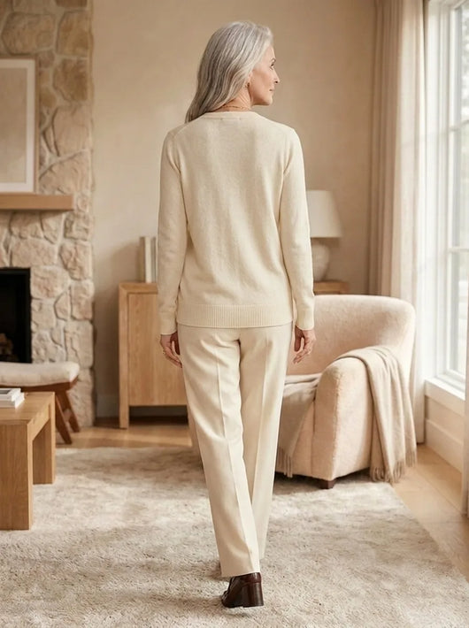 Odette Strickjacke feinstrick mit V-Ausschnitt – Weiß