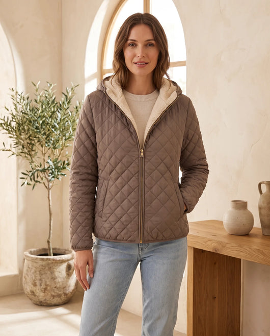 Freya Steppjacke mit Kapuze – Taupe