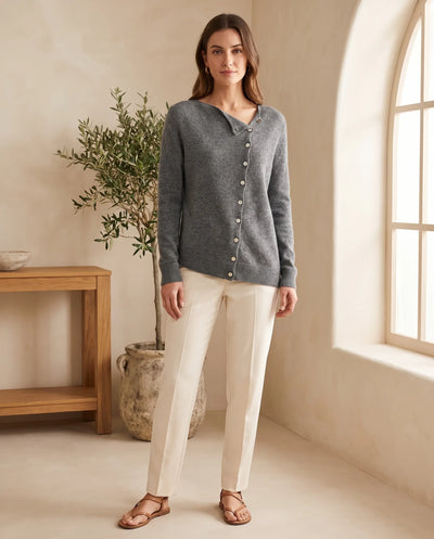 Rosalind Strickjacke mit asymmetrischer Knopfleiste – Anthrazit