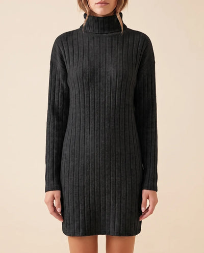 Ada Strickkleid mini mit Rollkragen