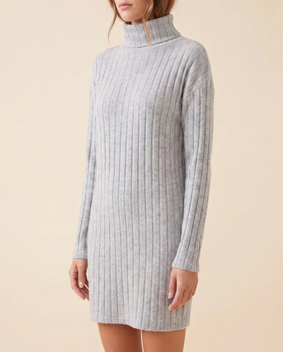 Ada Strickkleid mini mit Rollkragen
