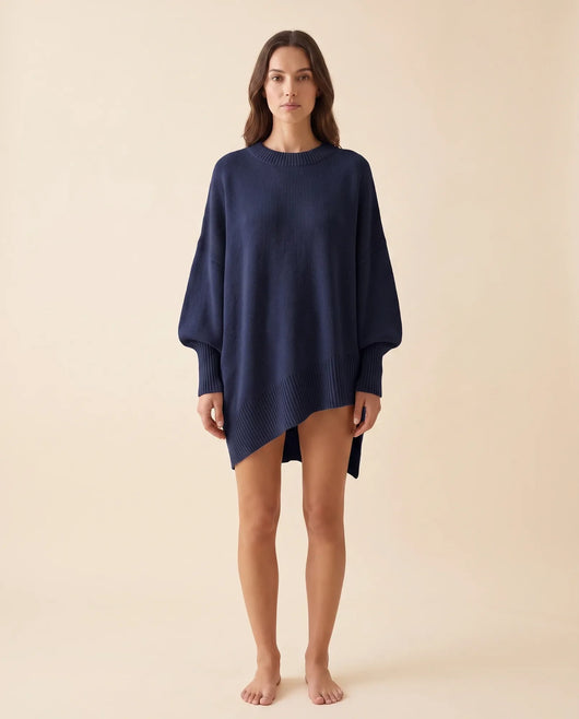 Daphne Pullover oversized mit asymmetrischem Saum
