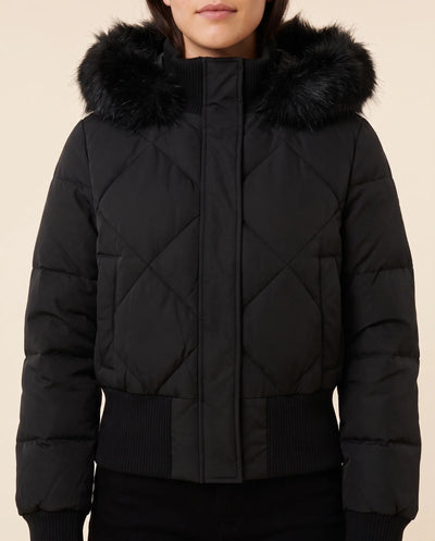 Greta Steppjacke kurz mit Kapuze