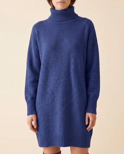 Tess Strickkleid mit Rollkragen