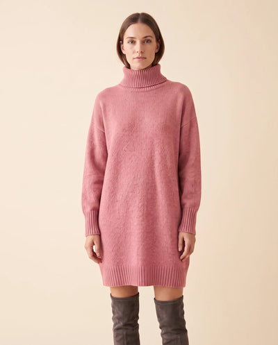 Tess Strickkleid mit Rollkragen