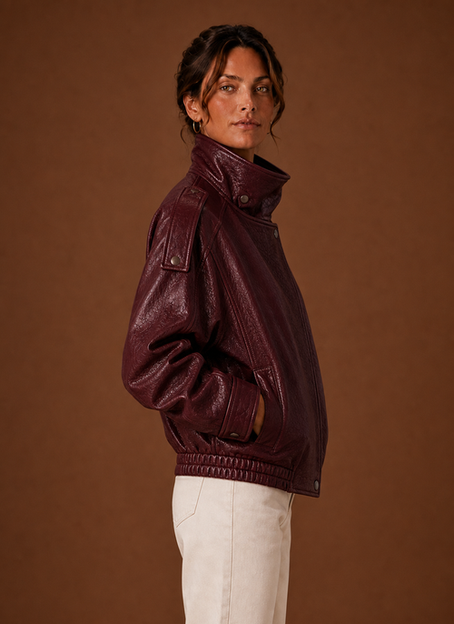 Damen Jacke mit Stehkragen in gerader Form