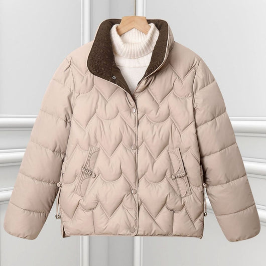 Annika | Damen Kurze Steppjacke mit Bogensteppung und Stehkragen