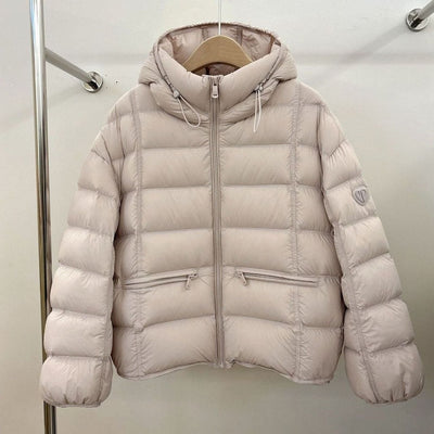 Emilia | Damen Kurze Thermo-Steppjacke mit Kapuze und Reißverschlusstaschen