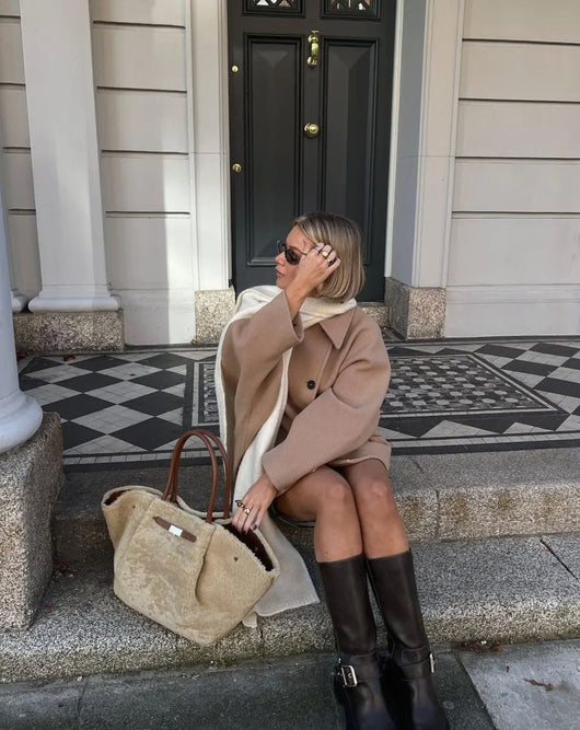 Marie | Damen Oversized Wollmantel mit Knopfverschluss in Herbstfarben