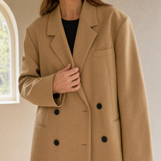 Elfriede | Damen Oversized Longblazer mit Reverskragen und Knopfdetails